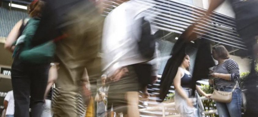 Alunos de cursinhos populares irão receber bolsa de R$ 200 por mês