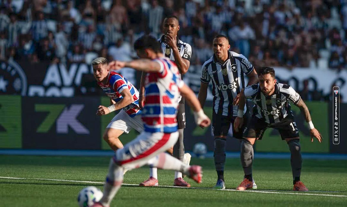 Fortaleza e Ceará são rebaixados na última rodada do Brasileirão 2025